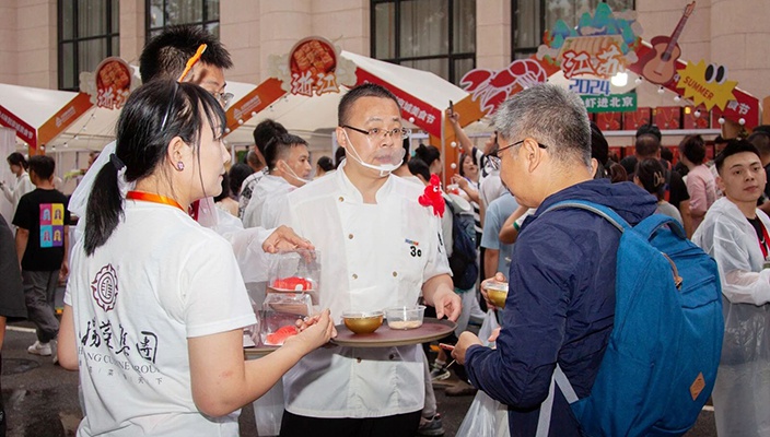以食為媒，淮揚(yáng)菜品鑒堂受邀參展“北京國(guó)際美食薈”